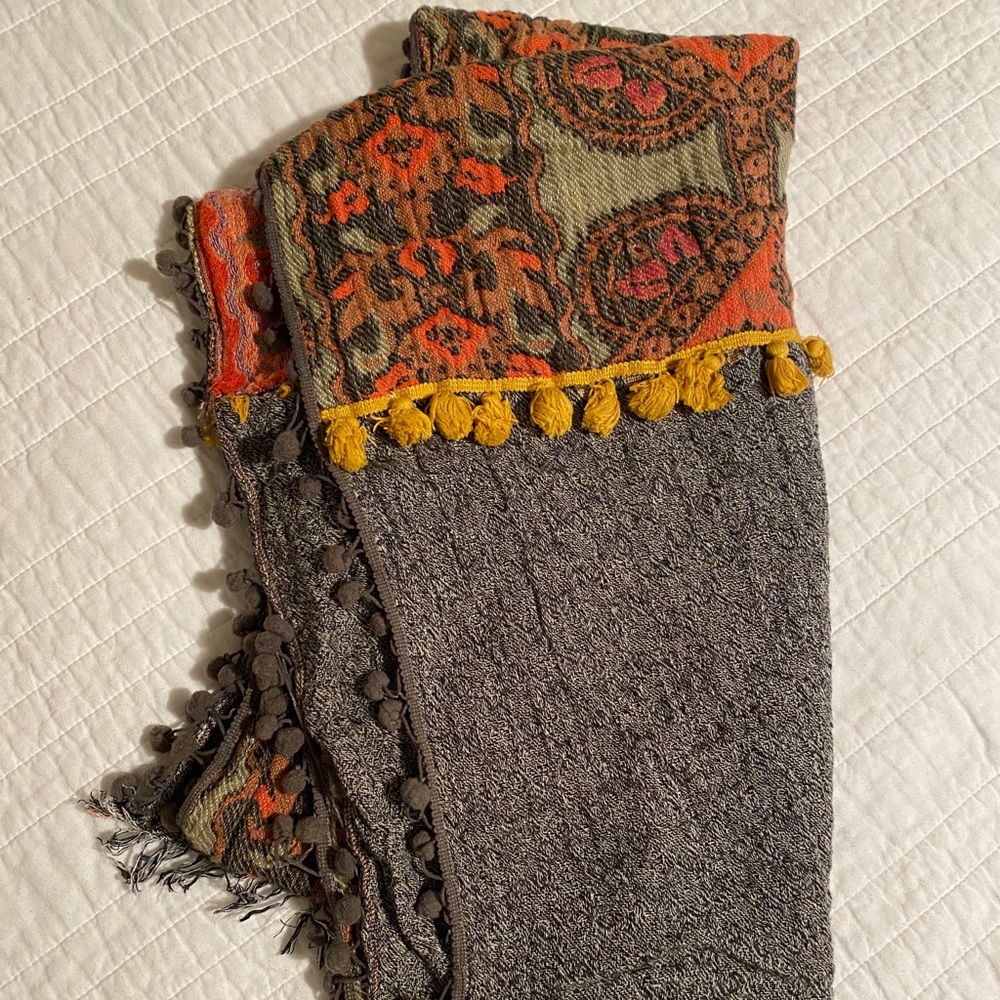 ANTHROPOLOGIE SCARF